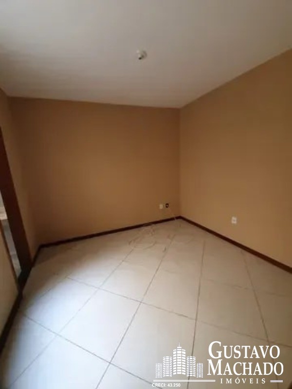 Casa à venda com 2 quartos, 101m² - Foto 6