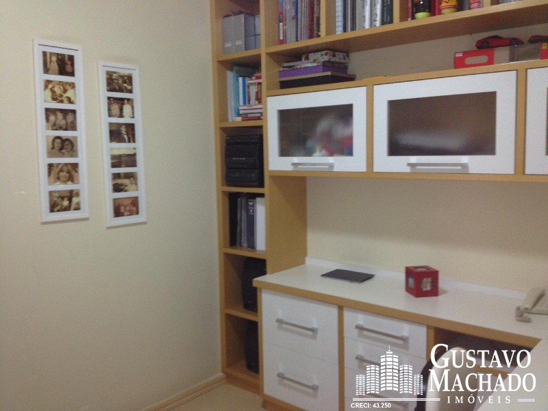 Apartamento à venda com 3 quartos, 136m² - Foto 2