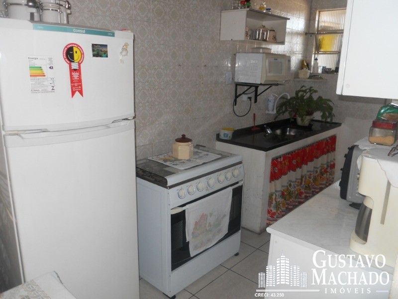 Apartamento à venda com 2 quartos, 72m² - Foto 12