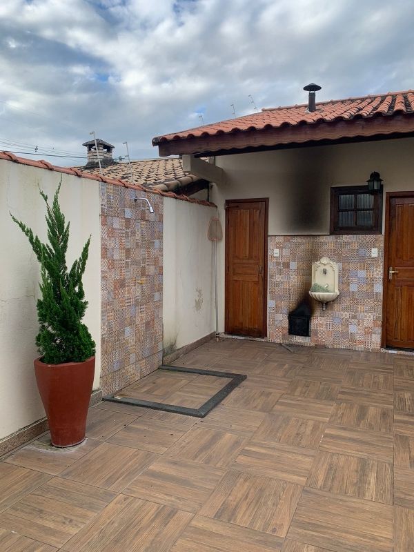 Casa à venda com 2 quartos, 129m² - Foto 9