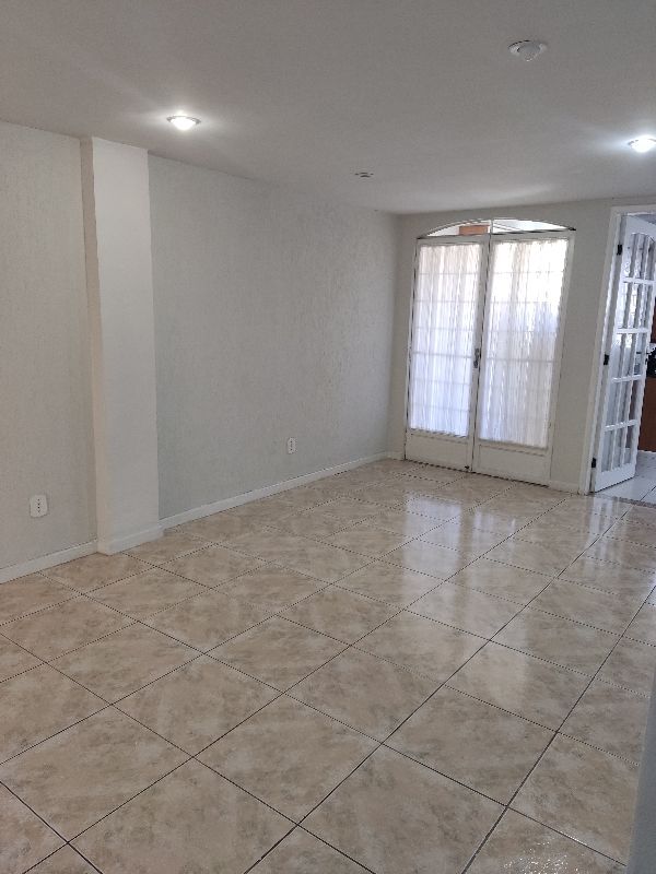 Casa à venda com 2 quartos, 107m² - Foto 4