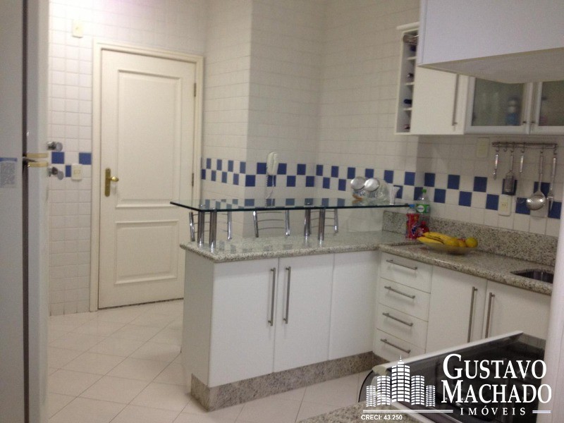 Apartamento à venda com 3 quartos, 136m² - Foto 9