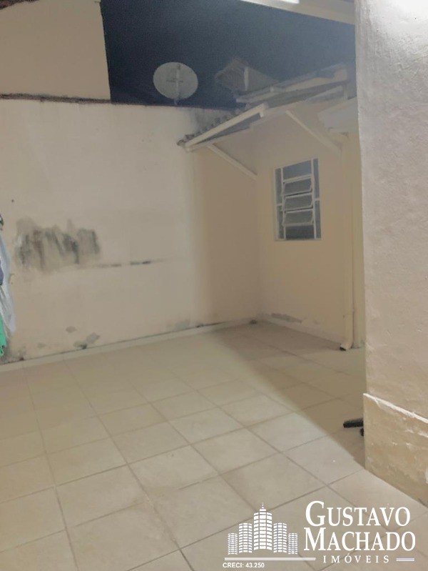 Casa à venda com 3 quartos, 120m² - Foto 18