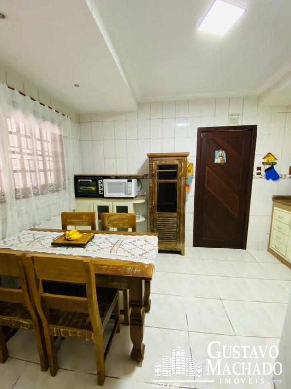 Casa à venda com 4 quartos, 190m² - Foto 10