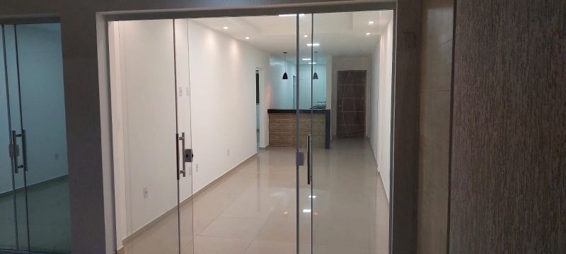 Apartamento à venda com 2 quartos, 95m² - Foto 2