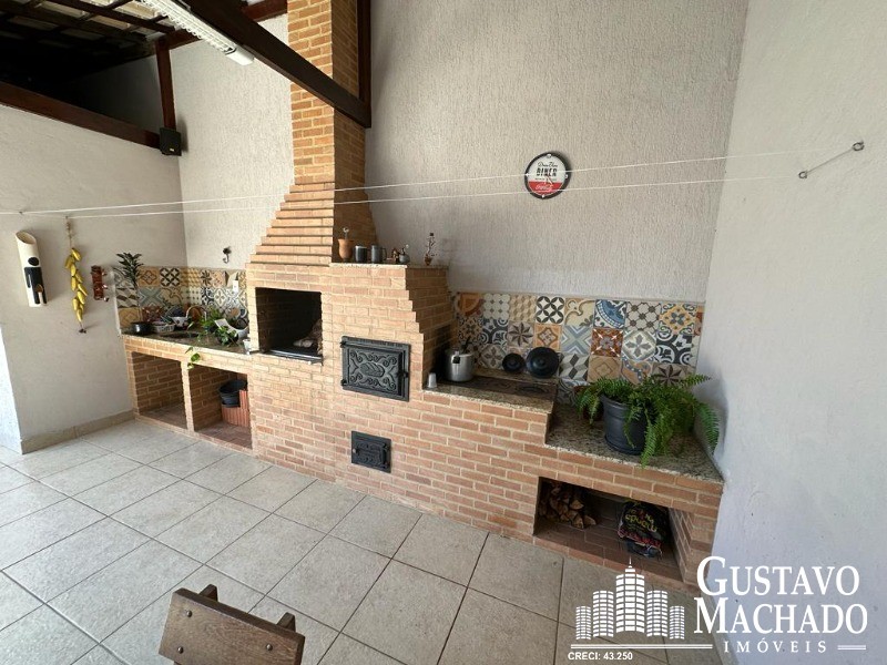 Casa à venda com 4 quartos, 250m² - Foto 12