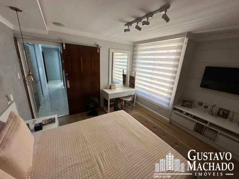 Casa à venda com 4 quartos, 250m² - Foto 19