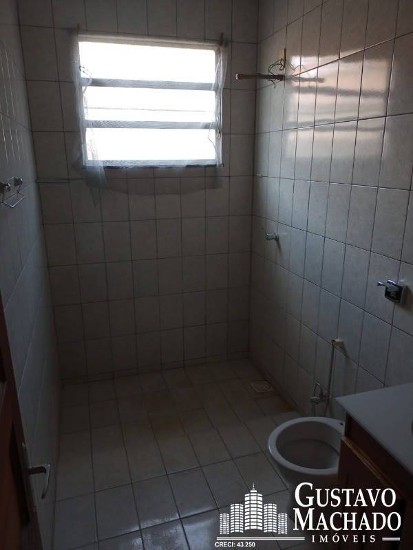 Casa à venda com 2 quartos, 150m² - Foto 13