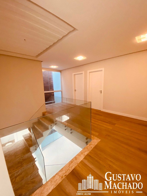 Casa à venda com 4 quartos, 365m² - Foto 8