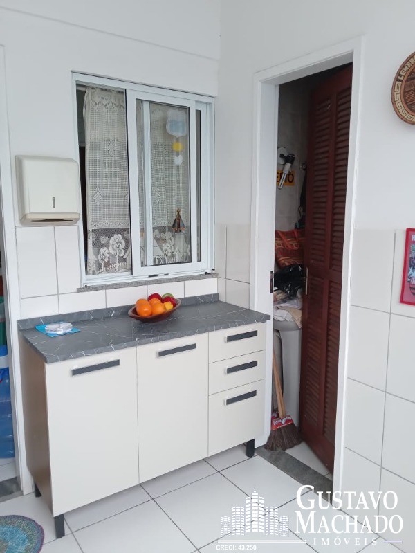 Apartamento à venda com 3 quartos, 40m² - Foto 11