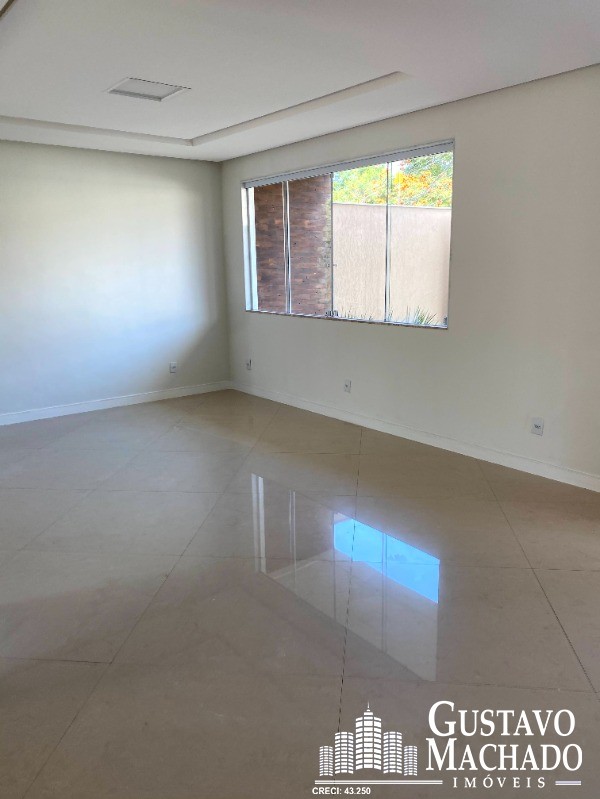 Casa à venda com 4 quartos, 365m² - Foto 23