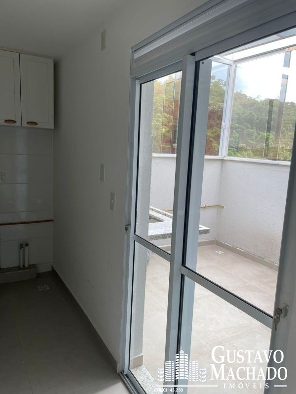 Cobertura à venda com 3 quartos, 105m² - Foto 2