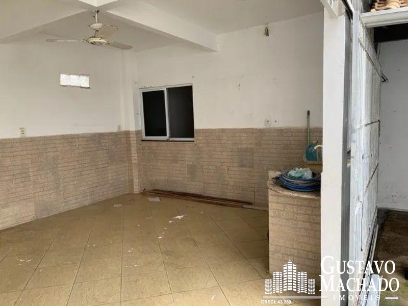 Casa à venda com 3 quartos, 100m² - Foto 17