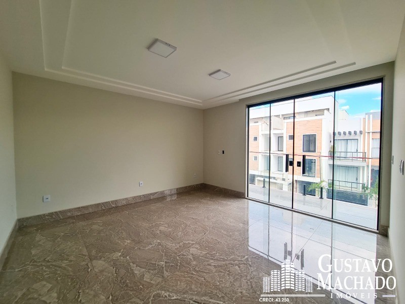 Casa à venda com 3 quartos, 307m² - Foto 31