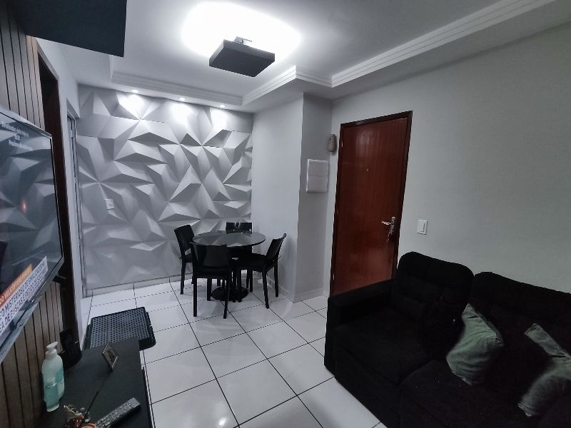 Apartamento à venda com 2 quartos, 42m² - Foto 2