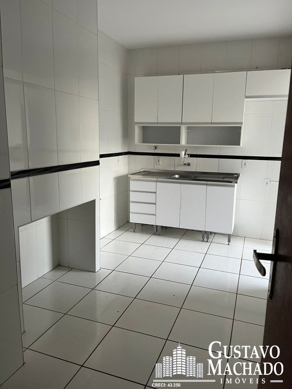 Apartamento à venda com 2 quartos, 75m² - Foto 5