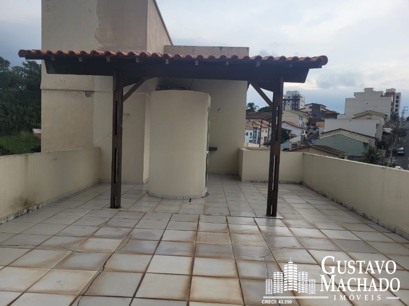 Cobertura à venda com 2 quartos, 250m² - Foto 3