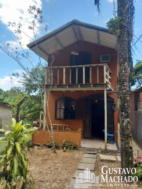 Casa à venda com 3 quartos, 150m² - Foto 1