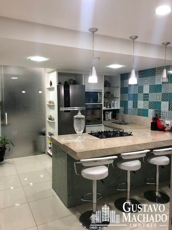 Apartamento à venda com 3 quartos, 177m² - Foto 6