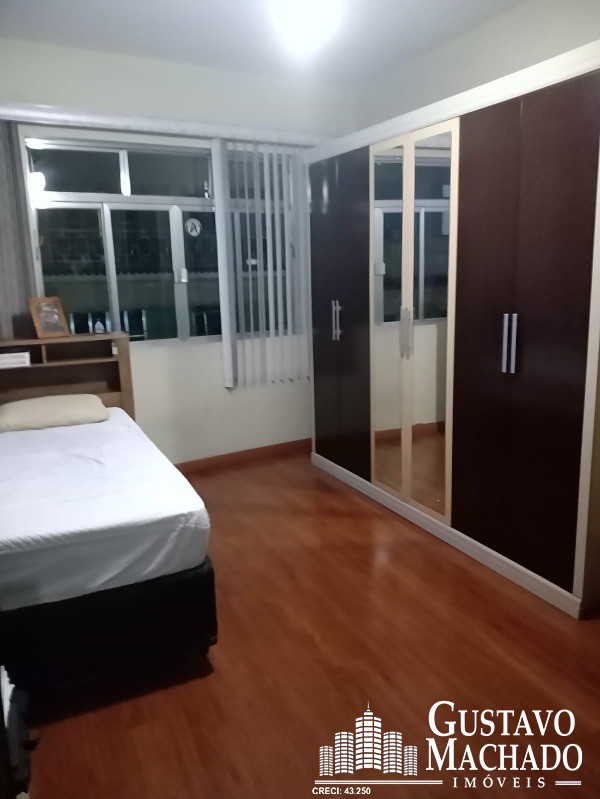 Apartamento à venda com 3 quartos, 150m² - Foto 1