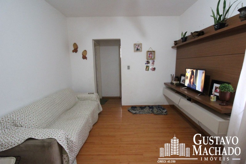 Apartamento à venda com 2 quartos, 70m² - Foto 9