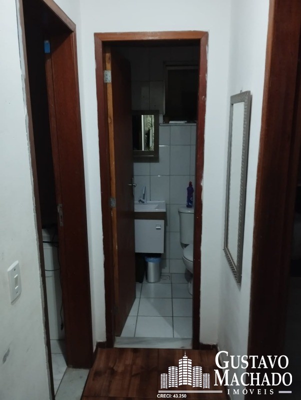 Apartamento à venda com 2 quartos, 45m² - Foto 2