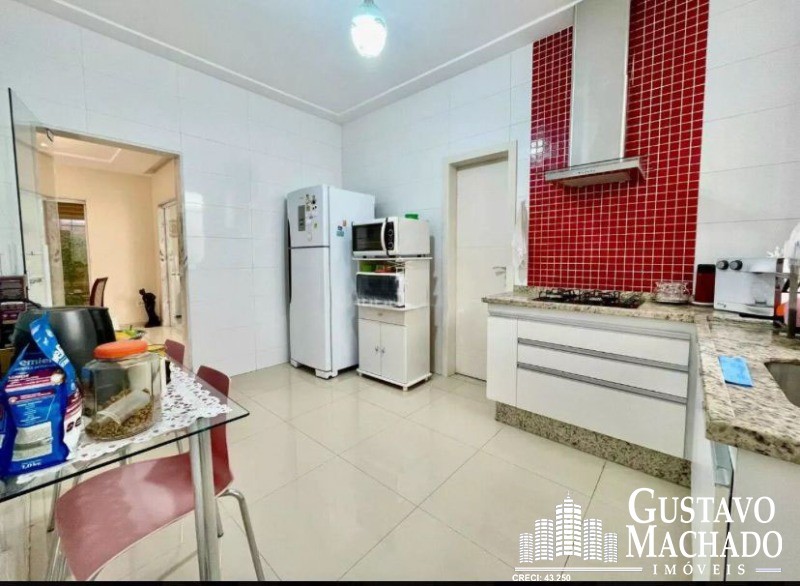 Casa à venda com 2 quartos, 203m² - Foto 20