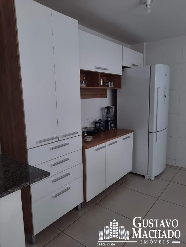 Apartamento à venda com 2 quartos, 100m² - Foto 4