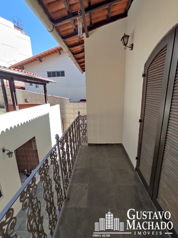 Casa à venda e aluguel com 4 quartos, 282m² - Foto 37