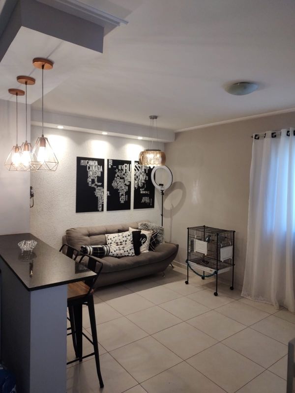 Apartamento à venda com 2 quartos, 50m² - Foto 1