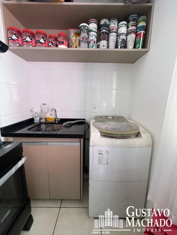 Apartamento à venda com 2 quartos, 44m² - Foto 25