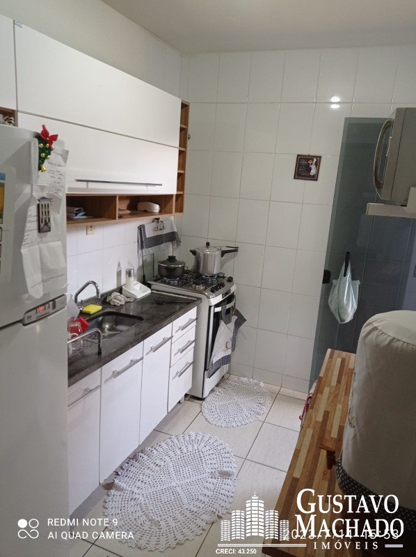 Casa à venda com 2 quartos, 150m² - Foto 4