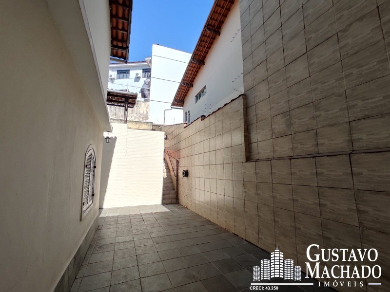 Casa à venda e aluguel com 4 quartos, 282m² - Foto 43