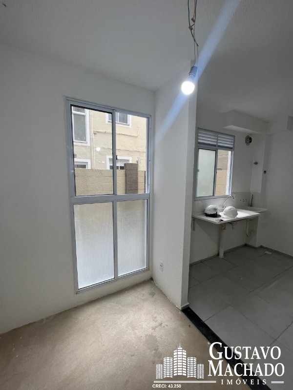 Apartamento à venda com 2 quartos, 48m² - Foto 11