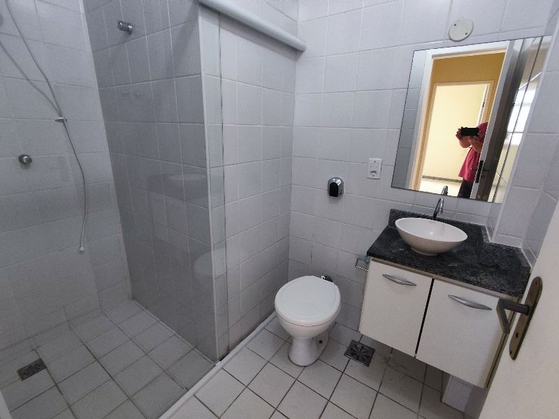 Apartamento à venda e aluguel com 2 quartos, 70m² - Foto 6