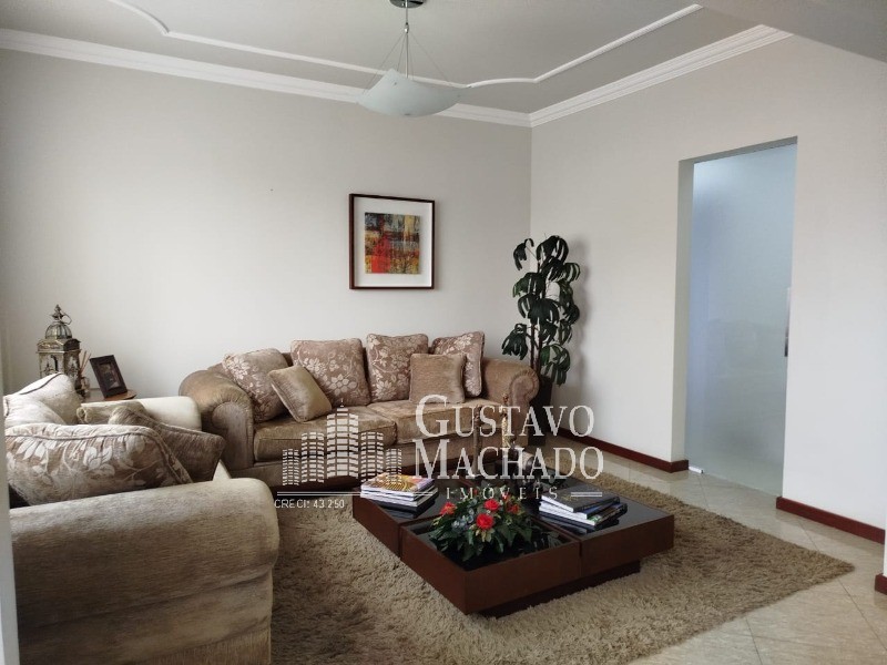 Apartamento à venda com 4 quartos, 187m² - Foto 1