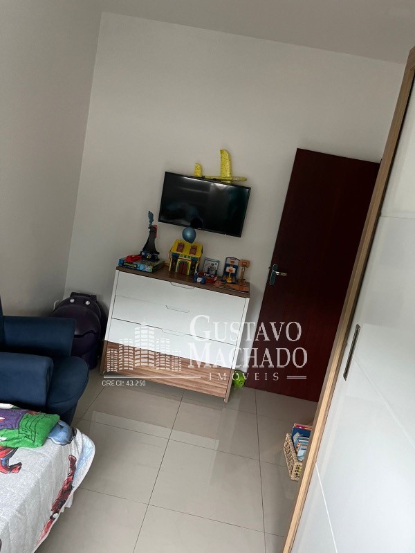 Casa à venda com 3 quartos, 228m² - Foto 11