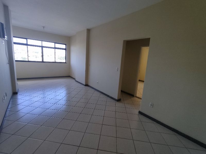 Apartamento à venda e aluguel com 2 quartos, 70m² - Foto 2