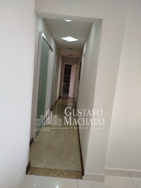 Apartamento à venda com 4 quartos, 187m² - Foto 11