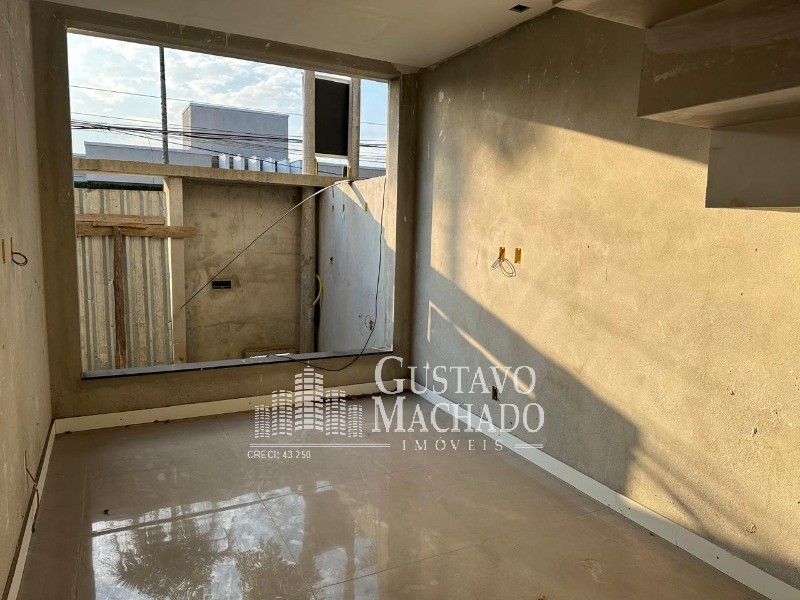 Casa à venda com 3 quartos, 120m² - Foto 4