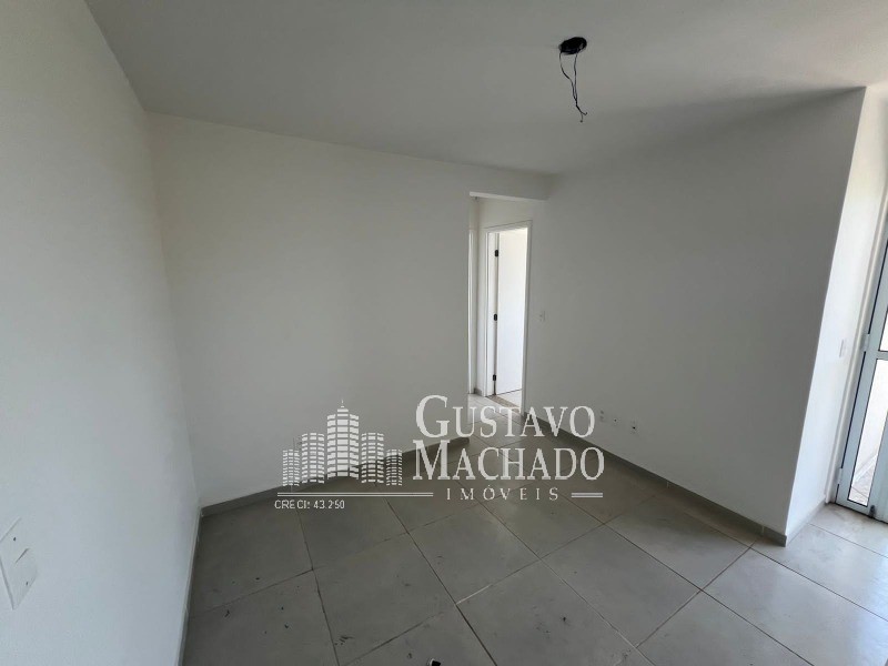 Apartamento à venda com 2 quartos, 64m² - Foto 2