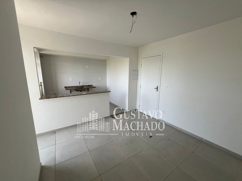 Apartamento à venda com 2 quartos, 64m² - Foto 3