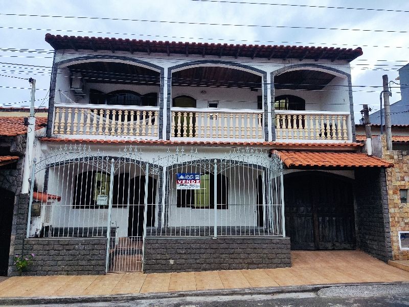 Casa à venda com 4 quartos - Foto 1