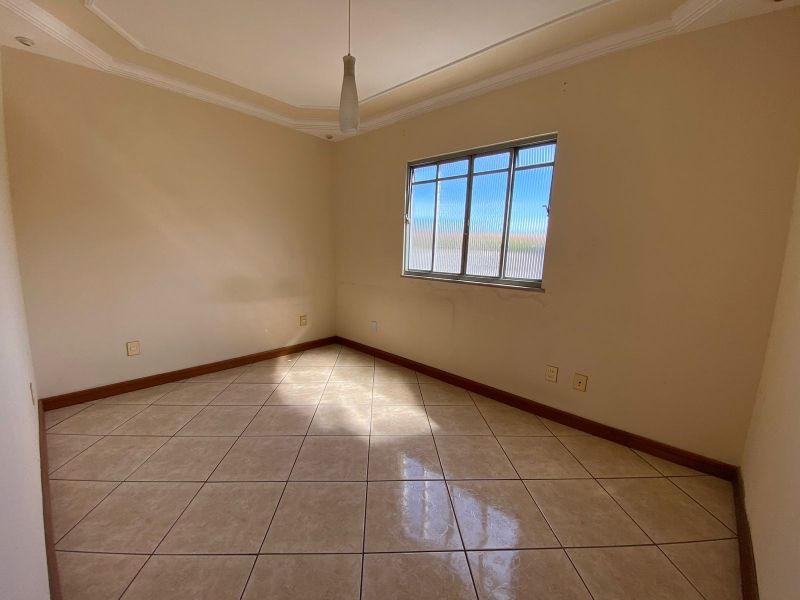 Apartamento à venda com 3 quartos, 95m² - Foto 9