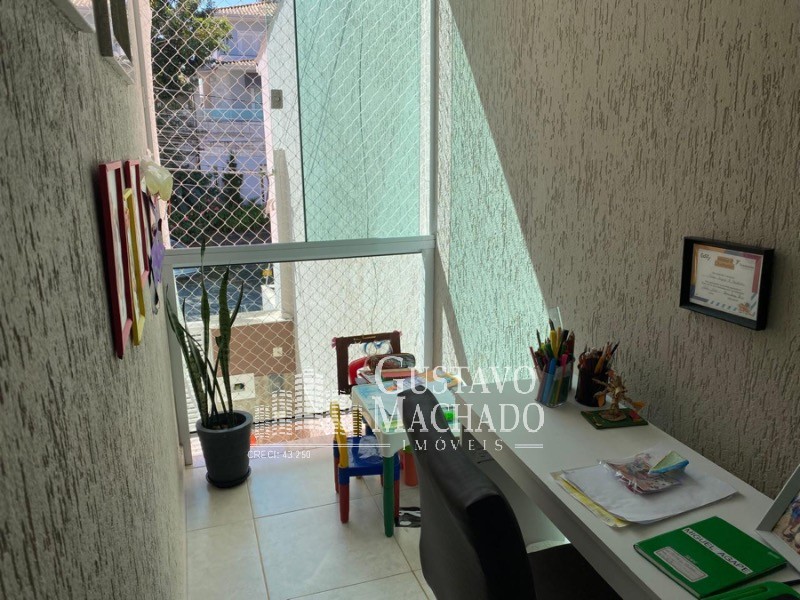 Casa à venda com 3 quartos, 241m² - Foto 12