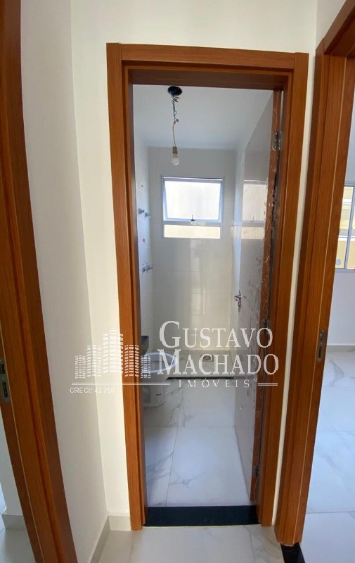 Apartamento à venda com 2 quartos, 45m² - Foto 2