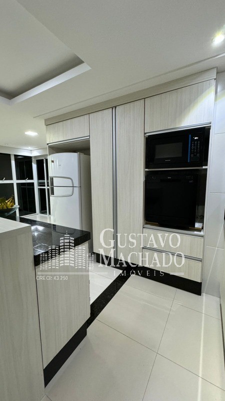 Cobertura à venda com 3 quartos, 214m² - Foto 3