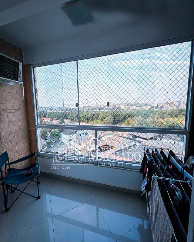 Apartamento à venda com 2 quartos, 108m² - Foto 2