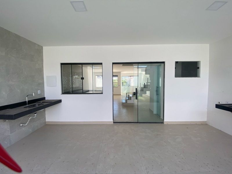 Casa à venda com 3 quartos, 152m² - Foto 13