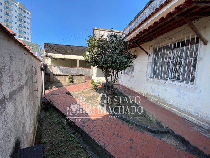 Casa à venda com 6 quartos - Foto 1